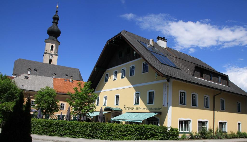 Taferne In Koestendorf - Ferienwohnung Monteurzimmer Neumarkt am Wallersee Buitenkant foto
