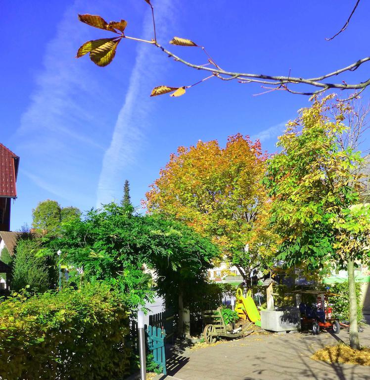 Taferne In Koestendorf - Ferienwohnung Monteurzimmer Neumarkt am Wallersee Buitenkant foto