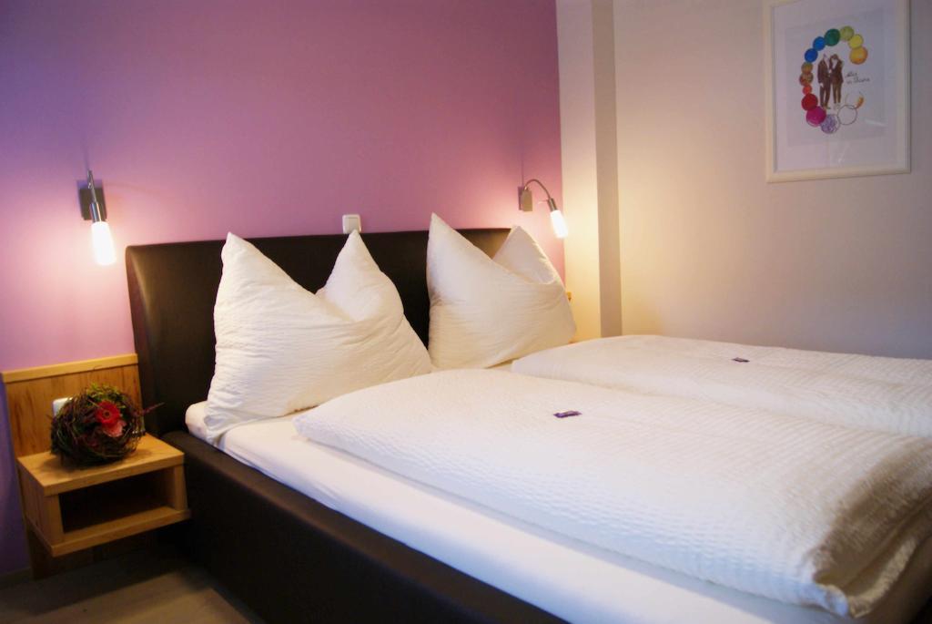 Taferne In Koestendorf - Ferienwohnung Monteurzimmer Neumarkt am Wallersee Buitenkant foto